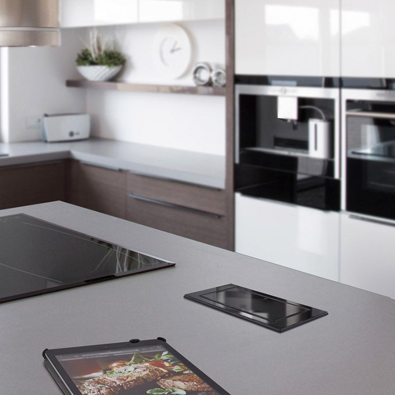 Bloc prises rotatif Noir mat 2 prises + 1 USB