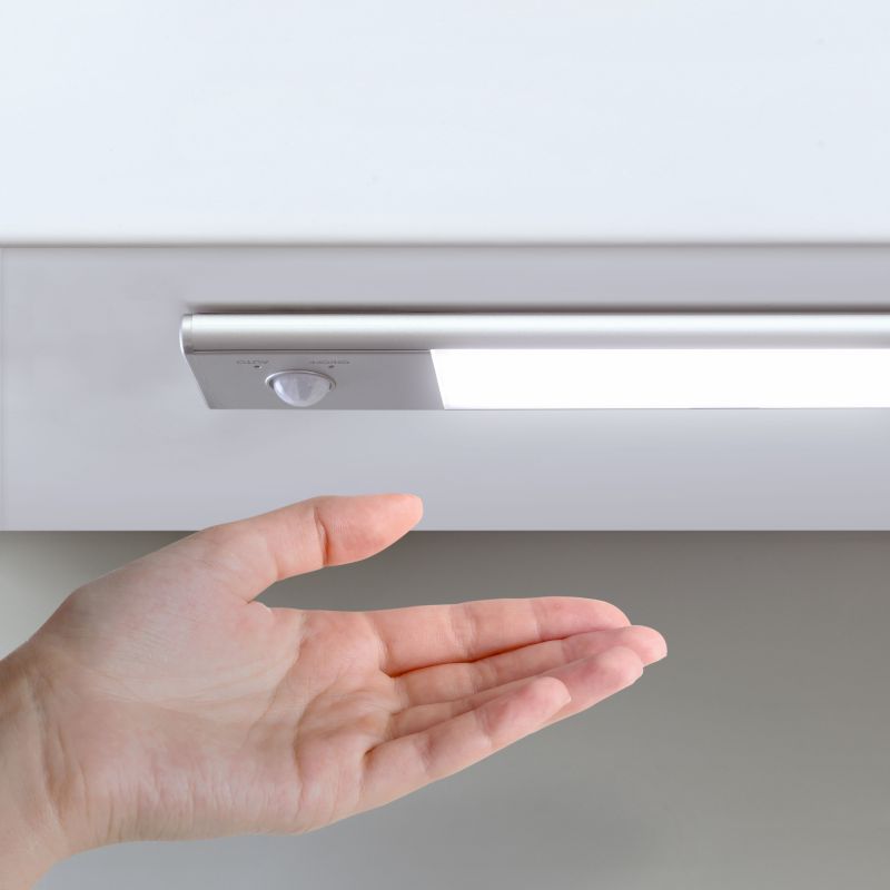 Luminaire LED Kaus rechargeable par usb avec détecteur de mouvement, L 600 mm, Anodisé mat