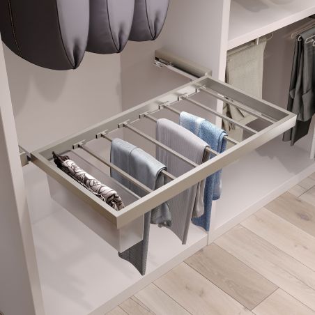 Kit porte pantalons 7 tringles sur coulisses avec 2 bacs de rangement pour caisson de 900 mm, gris Kit porte pantalons 7 tringles sur coulisses avec 2 bacs de rangement pour caisson de 900 mm, gris