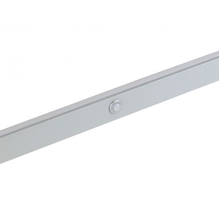Barre de penderie Castor avec lumière LED, batterie amovible et détecteur de mouvement, 858 mm, Anodisé mat Barre de penderie Castor avec lumière LED, batterie amovible et détecteur de mouvement, 858 mm, Anodisé mat