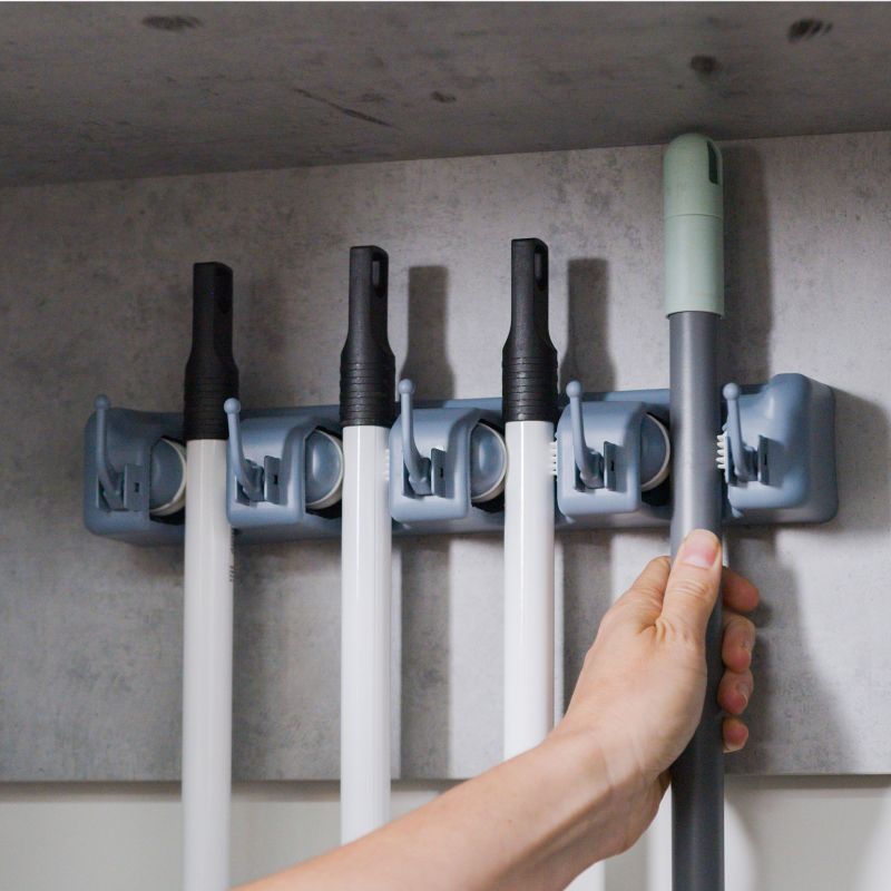 Support pour balais et balais à franges, Gris